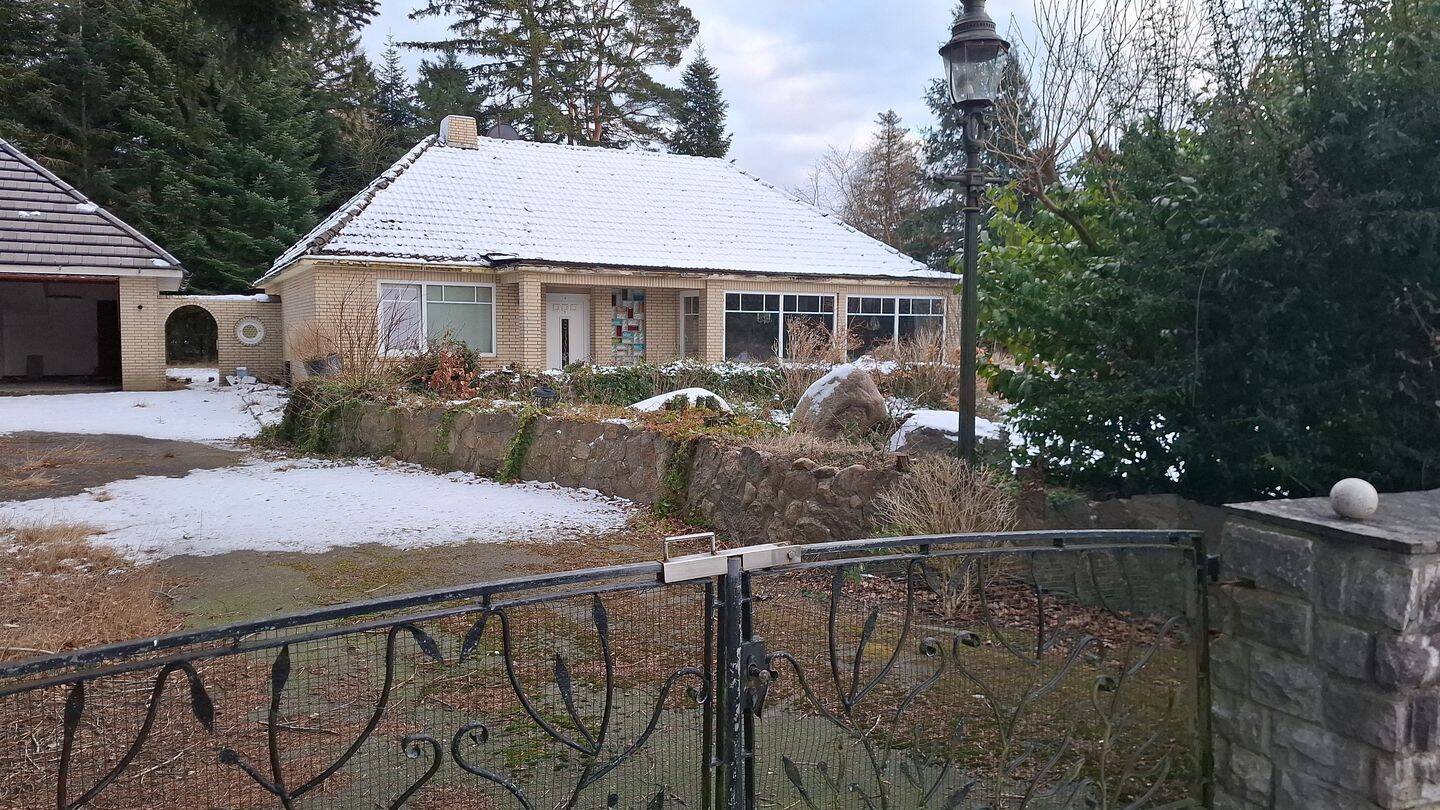 Sanierungsobjekt am Waldrand in Quickborn, 25451 Quickborn