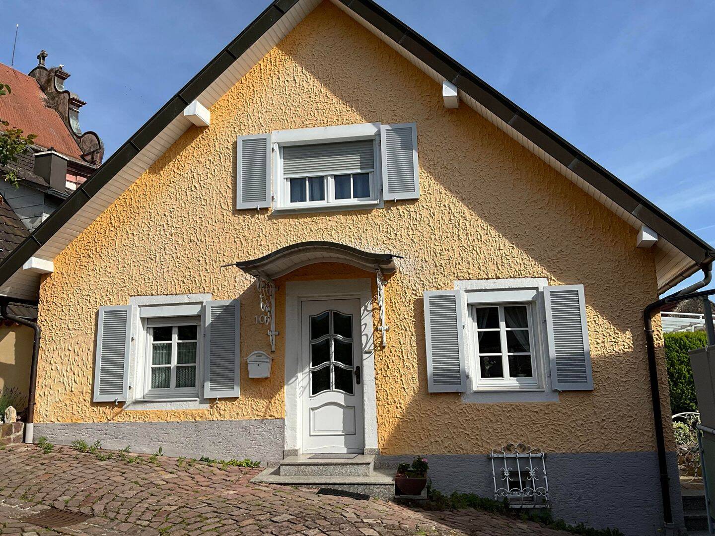Schönes Einfamilienhaus mit Garage und kleinem Garten im historischen Altstadtkern von Ettenheim, 77955 Ettenheim