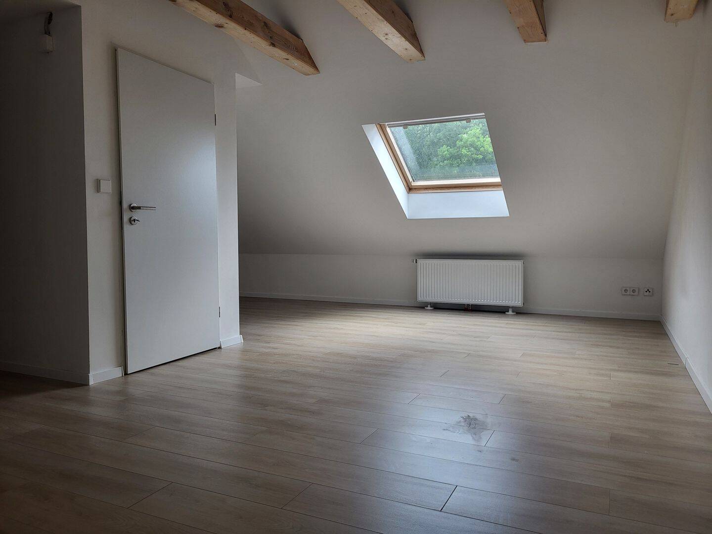 Hochwertig renoviertes Reihenmittelhaus in Altdorf, 90518 Altdorf b. Nürnberg