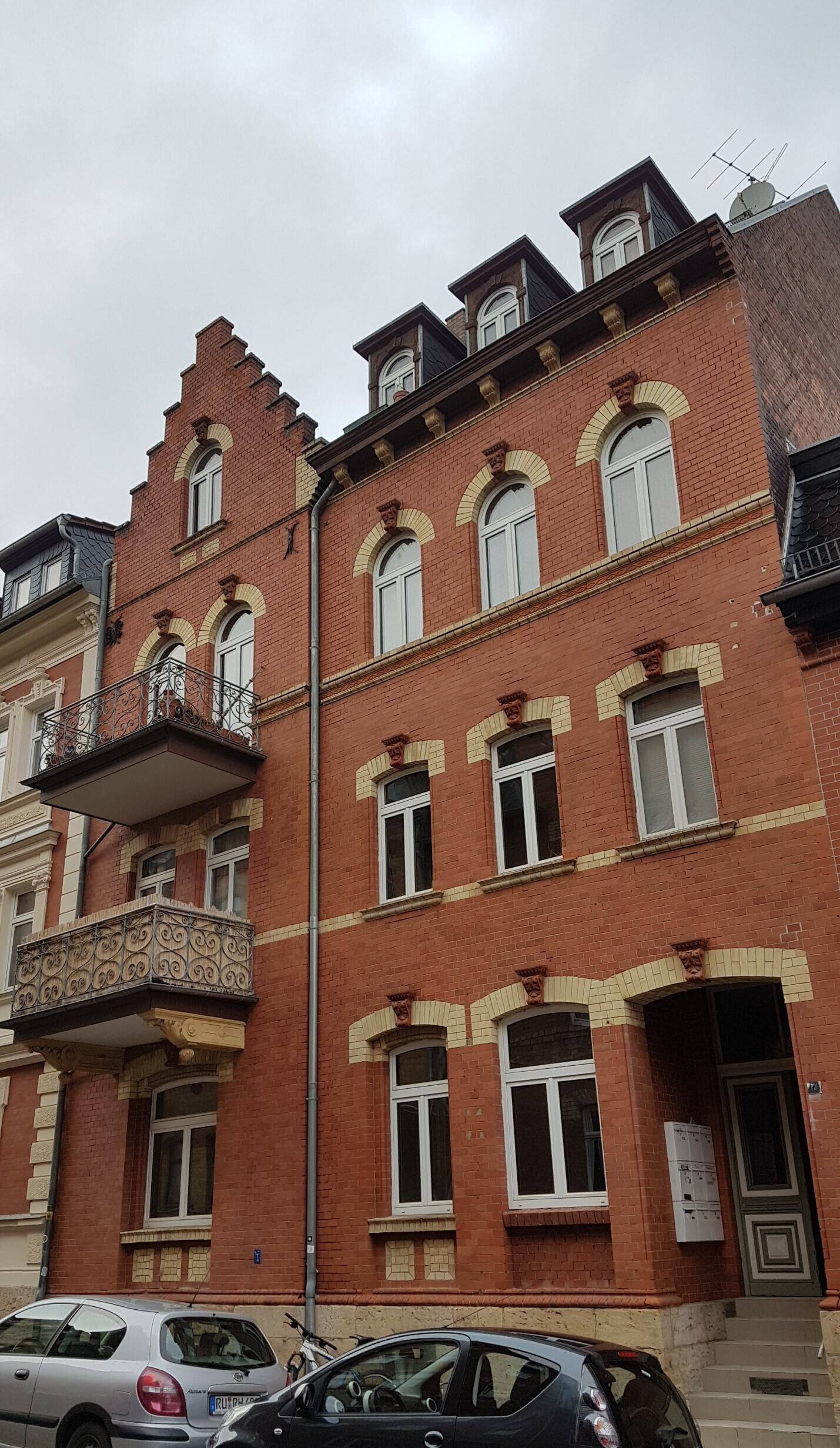 Ruhiges Hinterhaus-Idyll in Jena-West: 27qm Single-Wohnung mit Top-Ausstattung, 7745 Jena