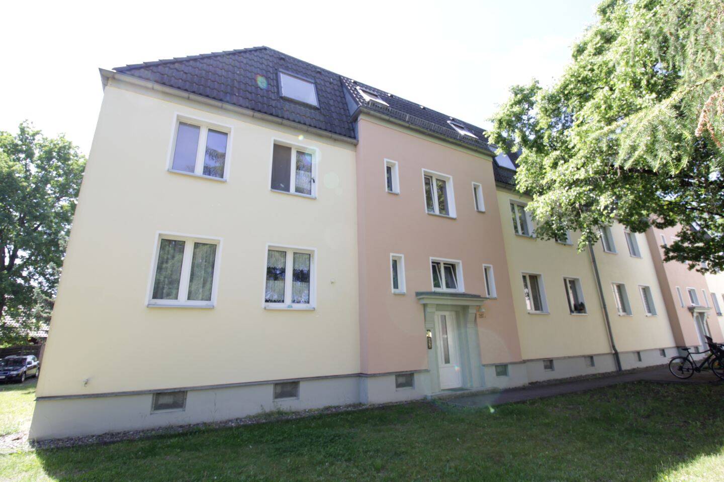 Vermietete 2-Zimmer-Dachgeschosswohnung mit Balkon in grüner Wasserlage von Berlin-Köpenick, 12557 Berlin (Treptow-Köpenick)