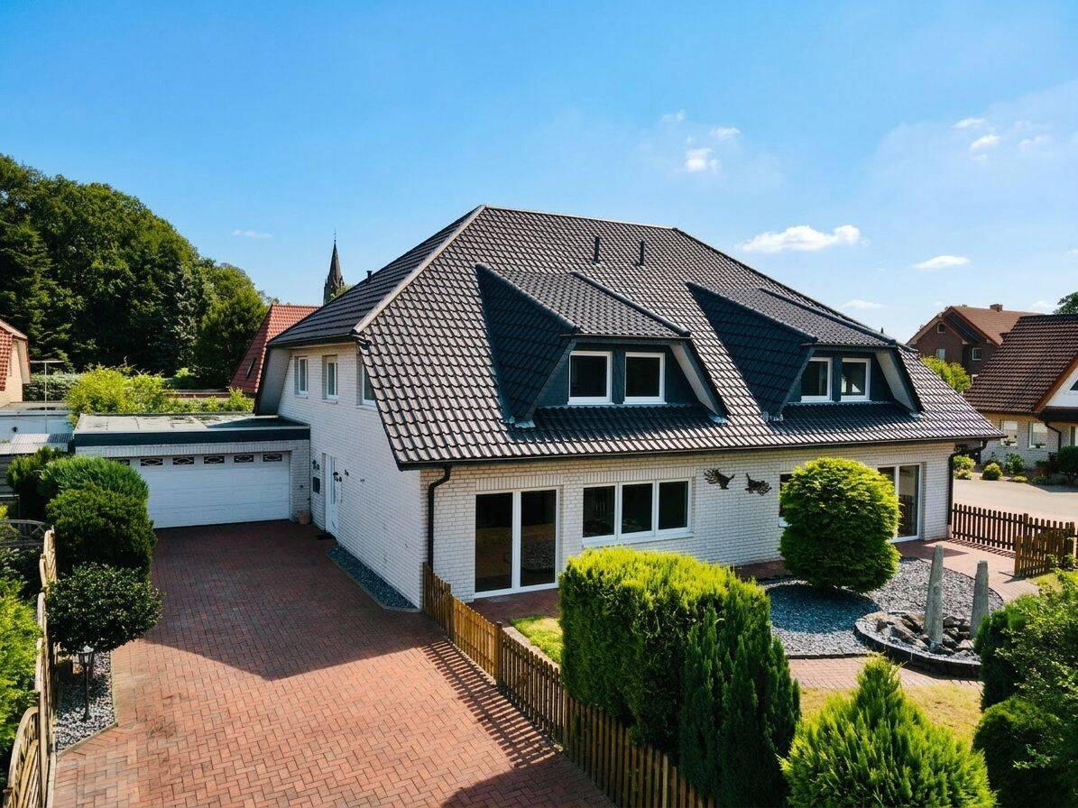 Geräumige Doppelhaushälfte mit Doppelgarage in 49586 Merzen!, 49586 Merzen