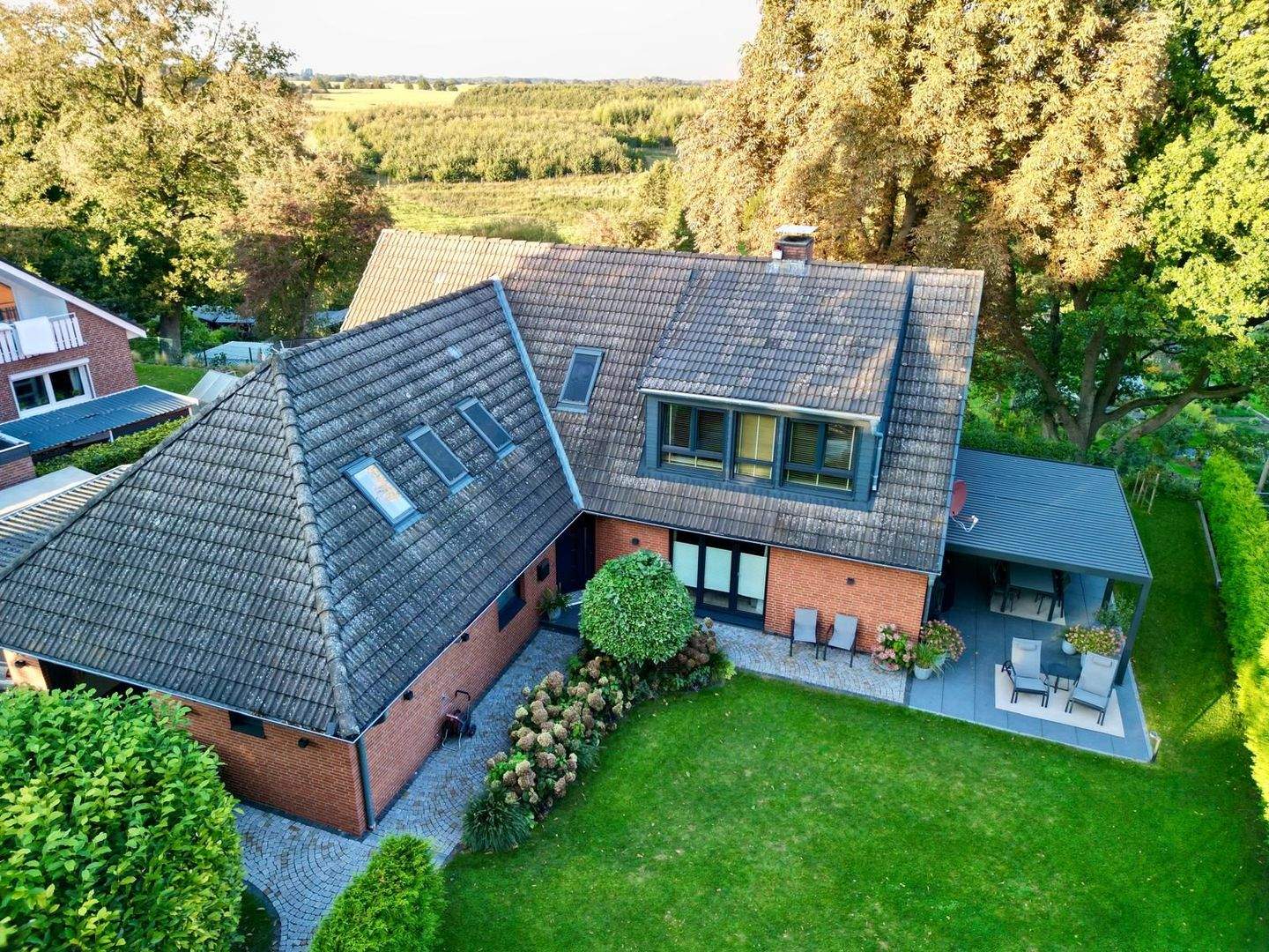 Familientraum mit einmaligem Trave – Blick und zentrumsnah ** Provisionsfrei **, 23843 Bad Oldesloe