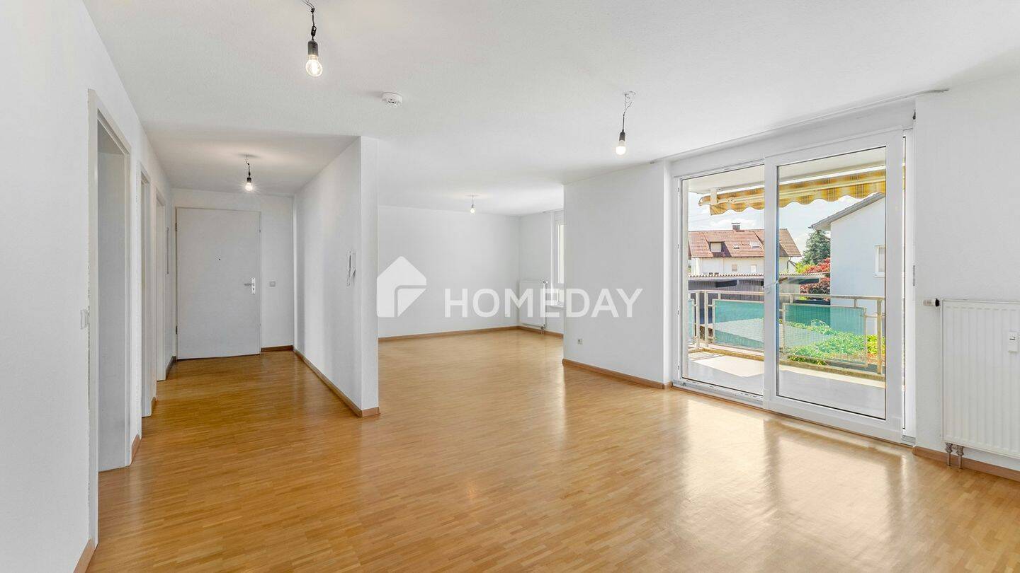Großzügige 4-Zimmer-Wohnung mit Loggia, Aufzug und Tiefgarage in Maulburg, 79689 Maulburg