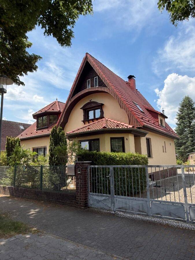 Stattliches Haus in Storkow zu verkaufen., 15859 Storkow (Mark)