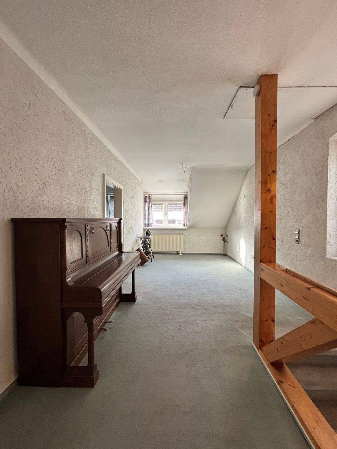 Einfamilienhaus mit Garten und Werkstatt zu verkaufen!, 66386 St. Ingbert (Sankt Ingbert)