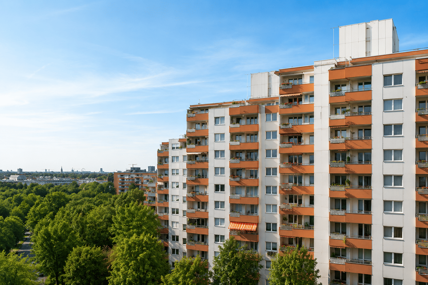 Über den Dächern von Perlach – Sonnige 2-Zimmer-Wohnung mit traumhaftem Weitblick, 81737 München (Ramersdorf-Perlach)