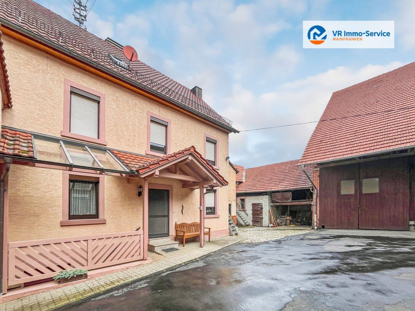 Ein Haus mit Geschichte, ein Grundstück voller Möglichkeiten, 97225 Zellingen