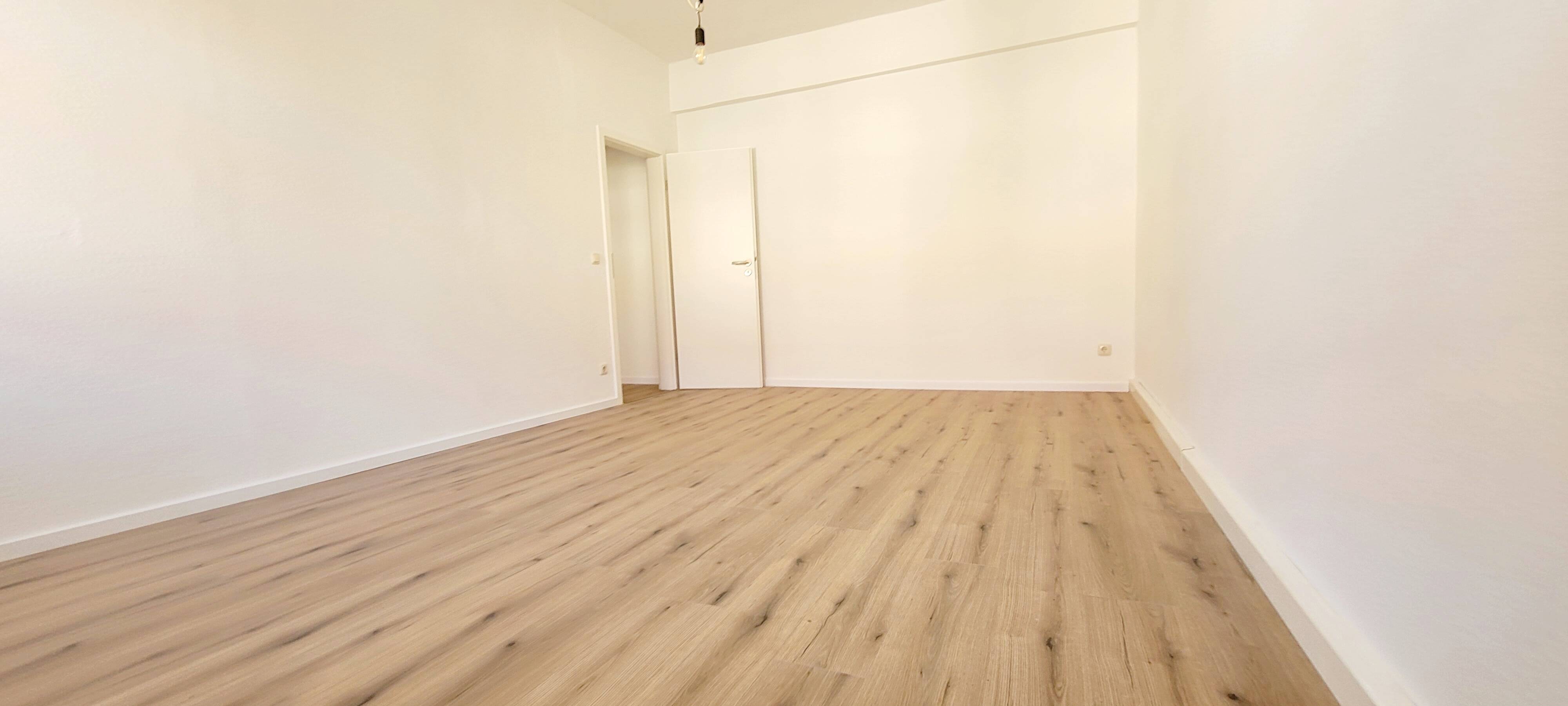 1 Raum-Wohnung am Markt in Ronneburg, 7580 Ronneburg