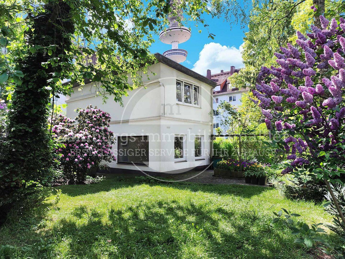 Seltene Gelegenheit in Rotherbaum – Einfamilienhaus mit Gartenidylle in geschützter Innenhoflage, 20146 Hamburg (Eimsbüttel Harvestehude Rotherbaum)