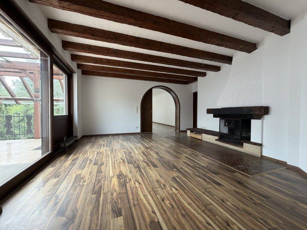 Großzügige 3-Zimmer-Wohnung mit Blick ins Grüne, 91056 Erlangen