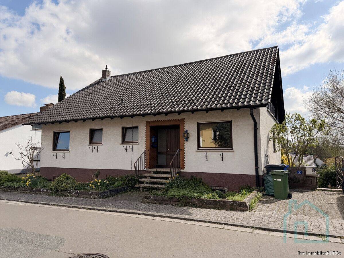 Freistehendes Einfamilienhaus mit viel Raum und Möglichkeiten, 67283 Obrigheim (Pfalz)