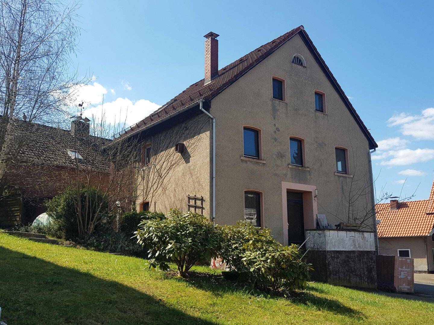 Für den Ersteher provisionsfrei – Einfamilienhaus in Kalletal Ortsteil Lüdenhausen – Zwangsversteigerung!, 32689 Kalletal