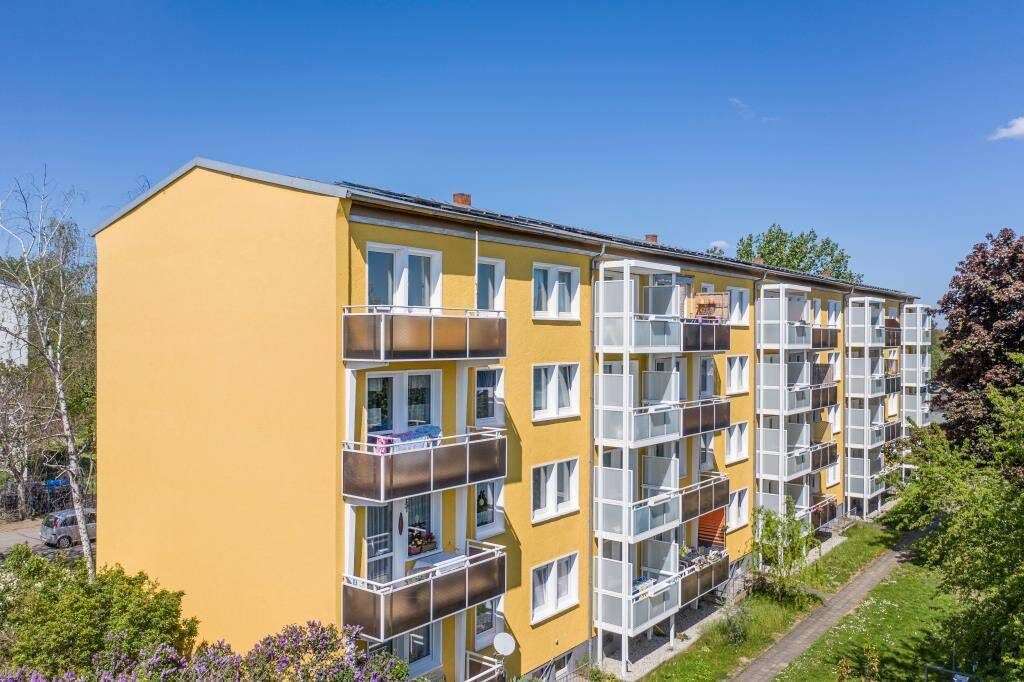 Nicht lange zögern anfragen! / Don’t hesitate get in touch!, 6231 Bad Dürrenberg