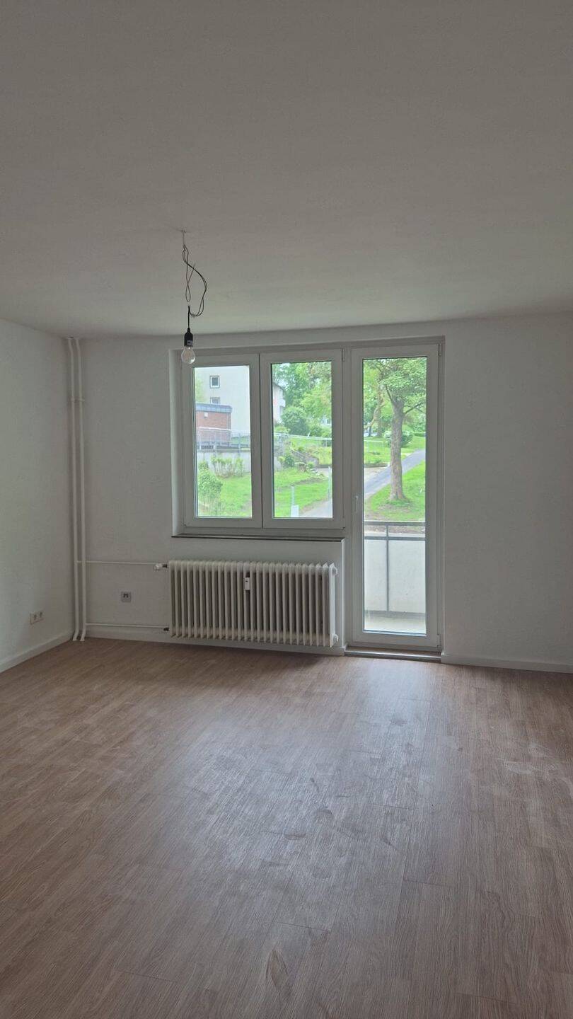 3 ZKB im 1.OG mit Balkon SANIERT, 37269 Eschwege
