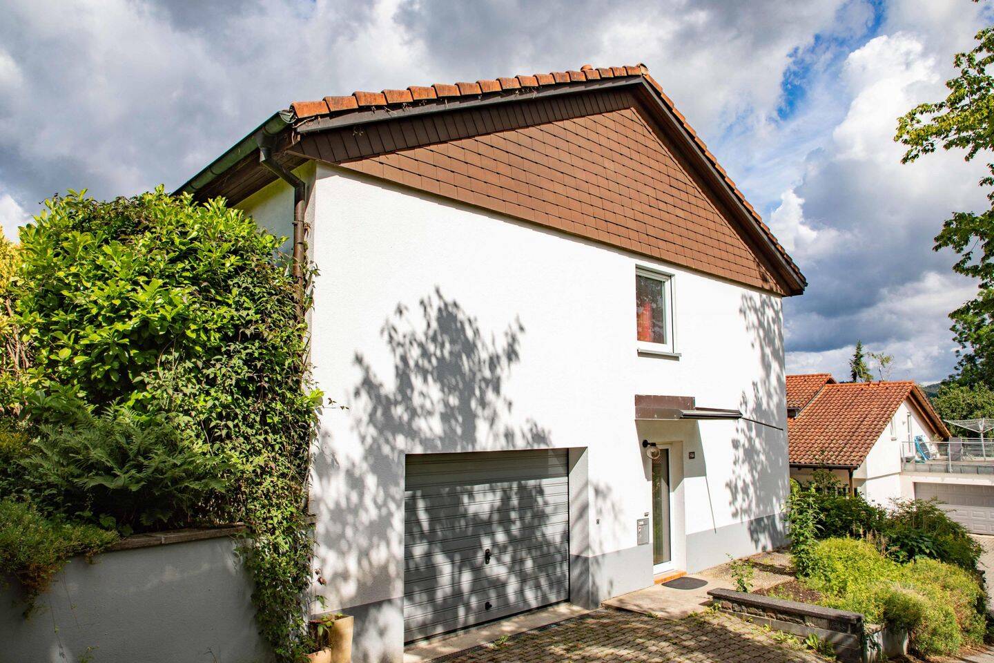 Einfamilienhaus mit Einliegerwohnung in Traumlage – großzügig, gepflegt und vielseitig nutzbar!, 79541 Lörrach