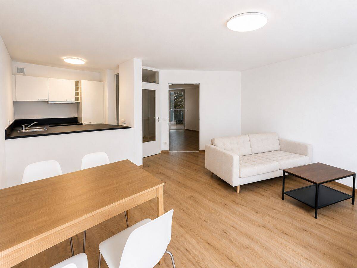BEREIT, WENN SIE ES SIND – MÖBLIERT, FREI UND VIELSEITIG NUTZBAR, 80796 München (Schwabing-West)