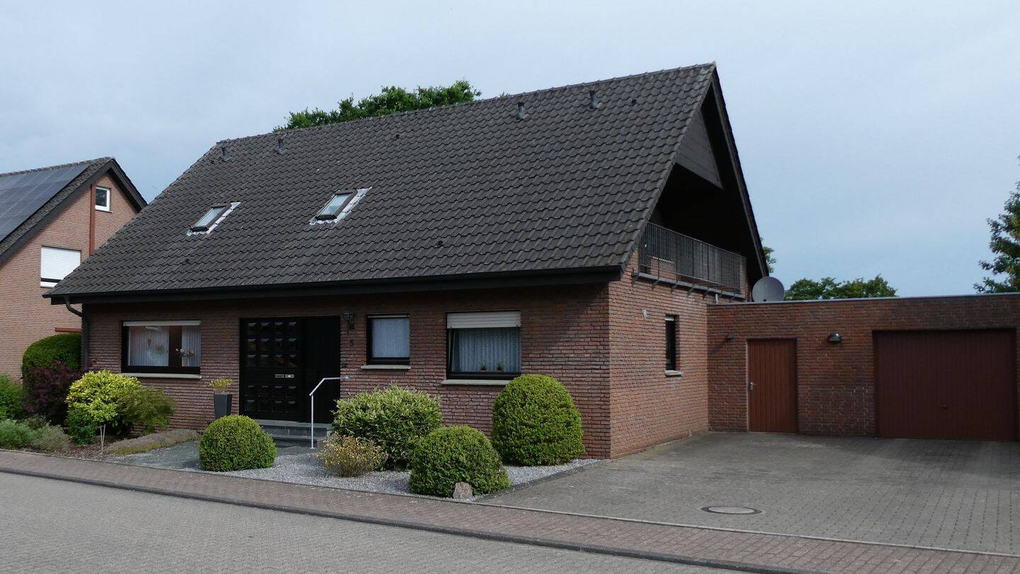 Ein Traum wird wahr – großzügiges Ein- oder Zweifamilienhaus mit allen Möglichkeiten, 59387 Ascheberg