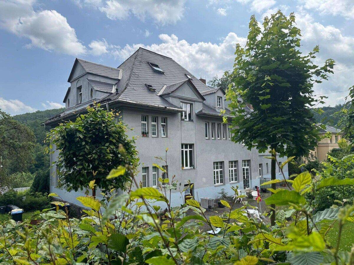 Großes Mehrfamilienhaus in zentraler Lage von Schneeberg!, 8289 Schneeberg