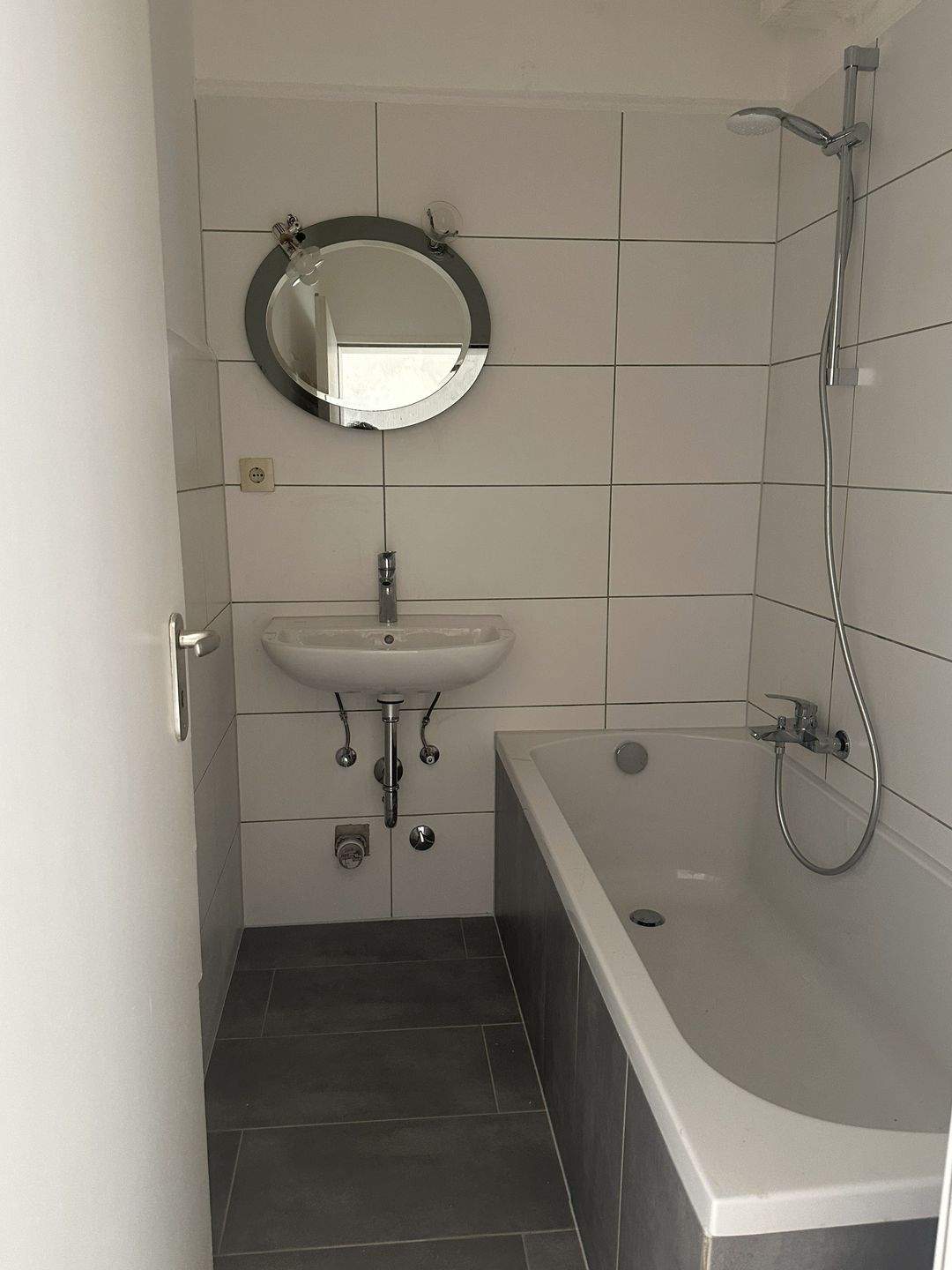 Dachgeschosswohnung mit Balkon – modernisiert – Lippstadt Innenstadt, 59555 Lippstadt