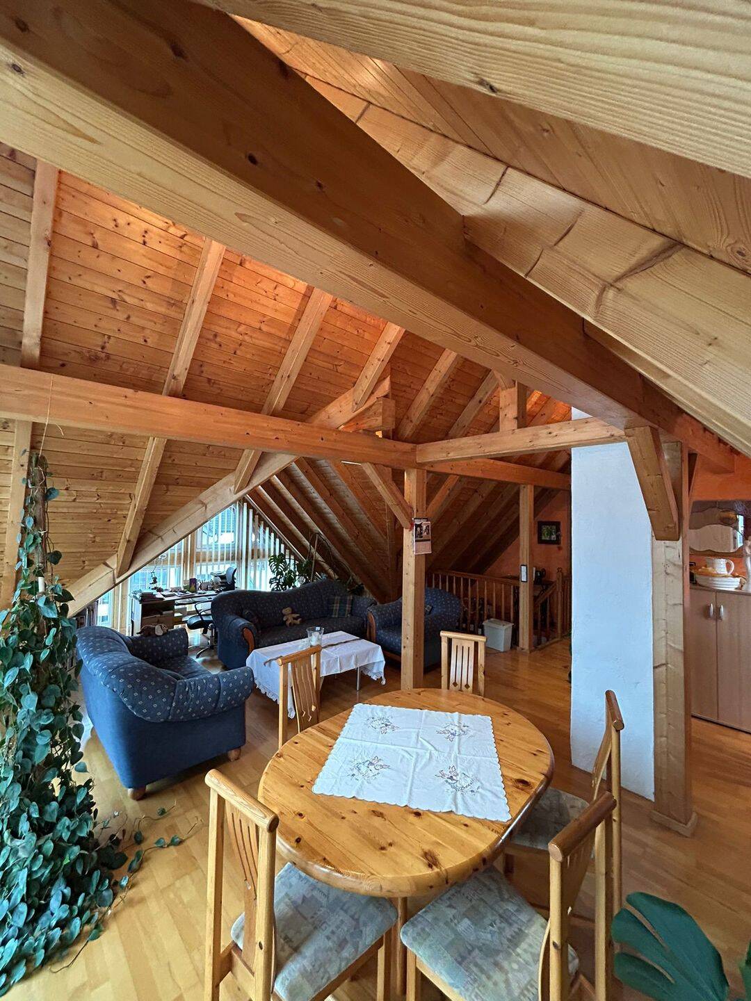 Viel Platz. Viel Freiheit. Viel Zuhause – Wohnhaus mit Scheune, Anbau, Sauna & großen Außenflächen, 36142 Tann (Rhön)