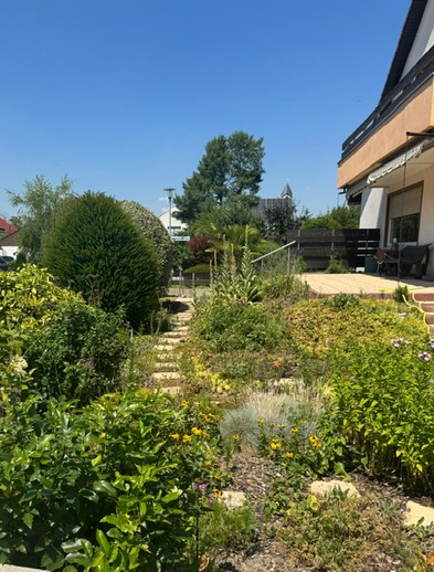 Großzügiges RE.-Haus, voll unterkellert, kann als 2-Familienhaus genutzt werden., 67227 Frankenthal (Pfalz)
