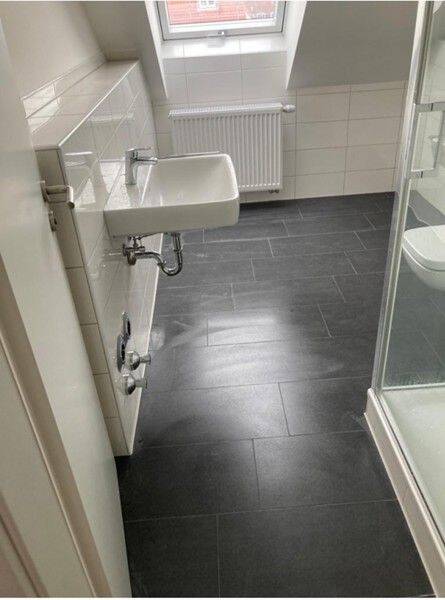 Perfekt für mich: helle 1-Zimmer-Dachgeschosswohnung, 85221 Dachau
