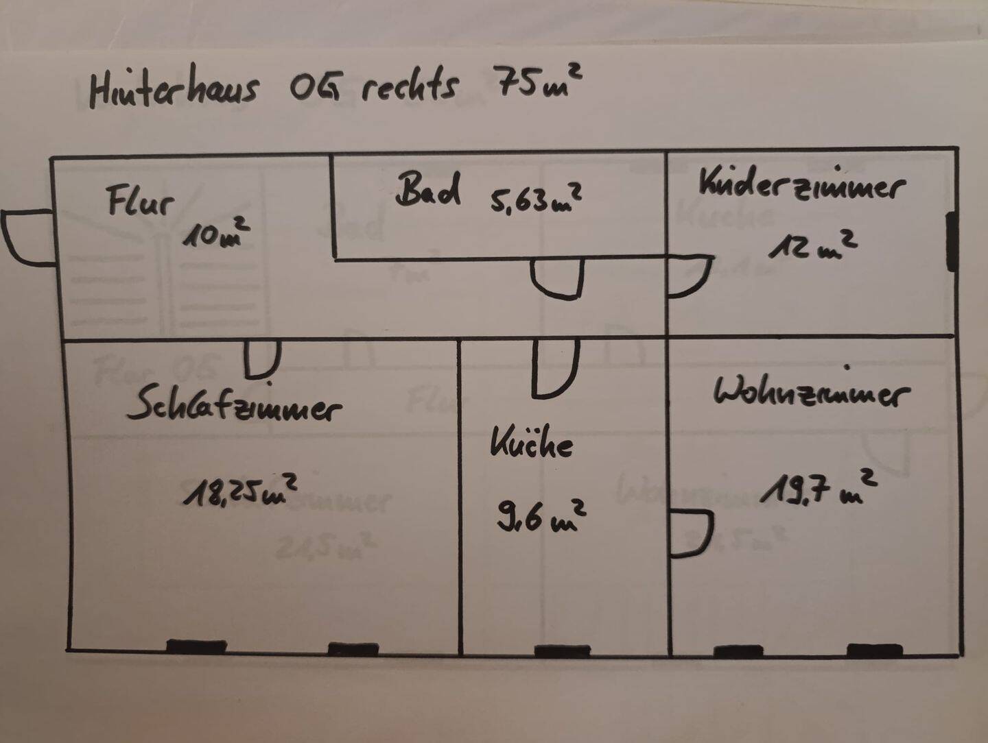 Zentral gelegene 3 Z.Wohnung in Teuchern mit Parkmöglichkeiten vor dem Objekt Kaltmiete 445  gut erreichbar, 6682 Teuchern