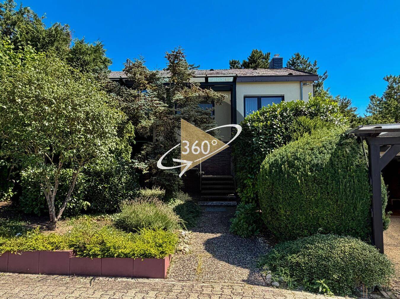 HEMING-IMMOBILIEN –  Großzügiges Einfamilienhaus mit Gartenparadies und Wintergarten, 55286 Sulzheim