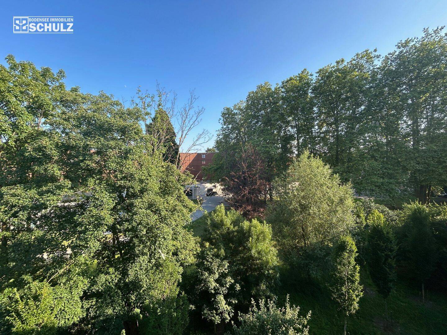 helle 4,5-Zimmer-Wohnung mit Einzelgarage und drei Kellerabteilen 250m Luftlinie vom See entfern wg-geeignet, 78464 Konstanz