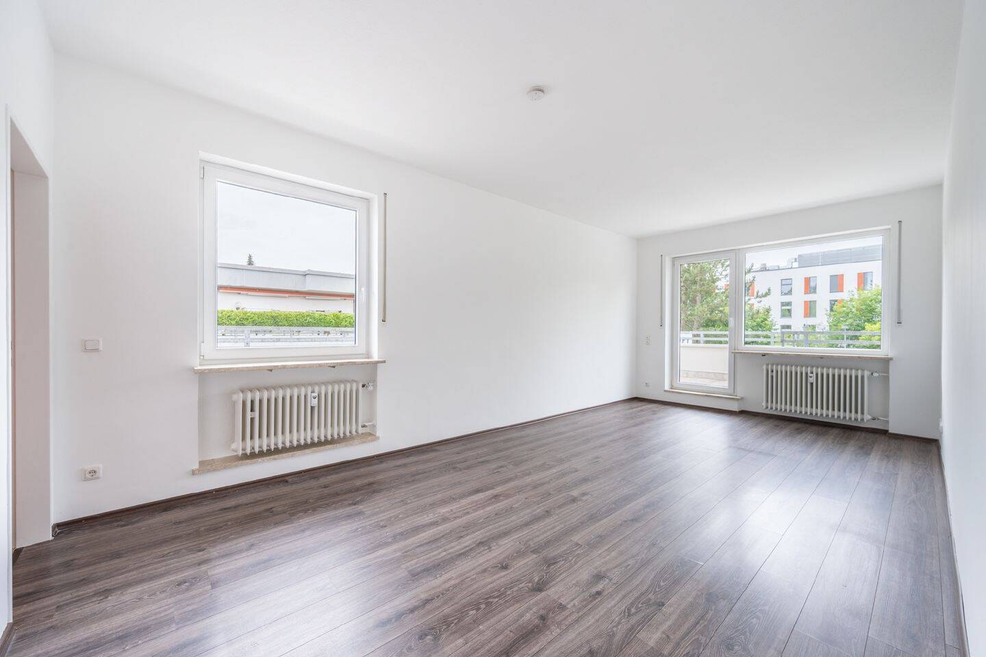 AIGNER – Helle 3-Zimmer-Wohnung mit großzügiger umlaufender Dachterrasse im Fasangarten, 81549 München (Obergiesing Ramersdorf-Perlach Untergiesing-Harlaching)