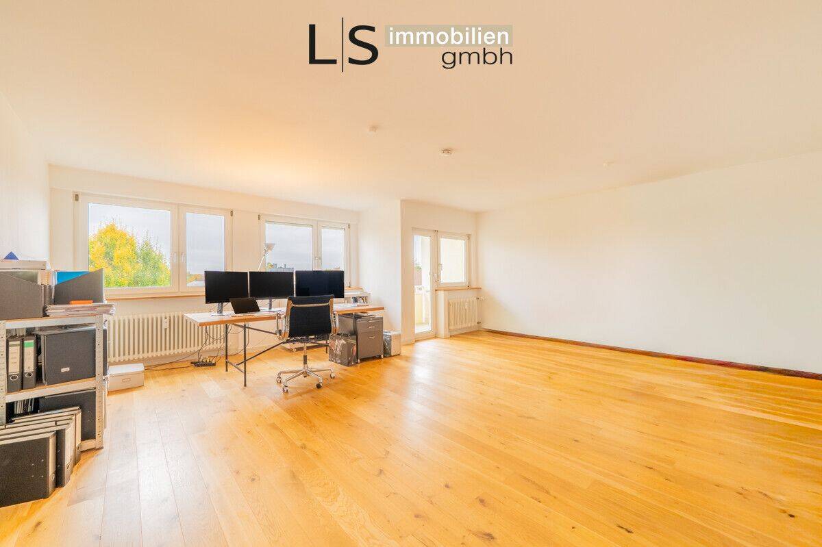 Hochwertig sanierte 2-Zimmer-Wohnung mit Balkon in Stuttgart-Degerloch, 70597 Stuttgart (Degerloch Hoffeld Kaltental Möhringen Sonnenberg)