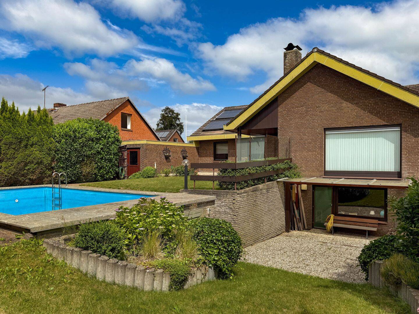 Familienfreundlich wohnen in Osterby – Großzügiges Haus mit Pool, Sauna und bis zu 5 Schlafzimmern, 24367 Osterby
