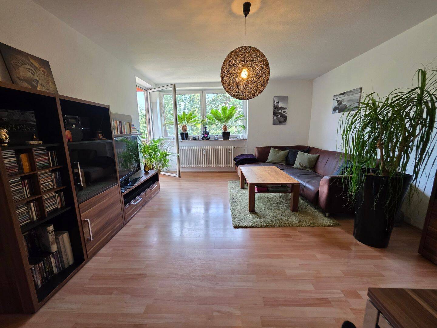Sofortiger Einzug möglich! Schöne 2-Zimmer-Wohnung mit Blick ins Grüne, 90765 Fürth