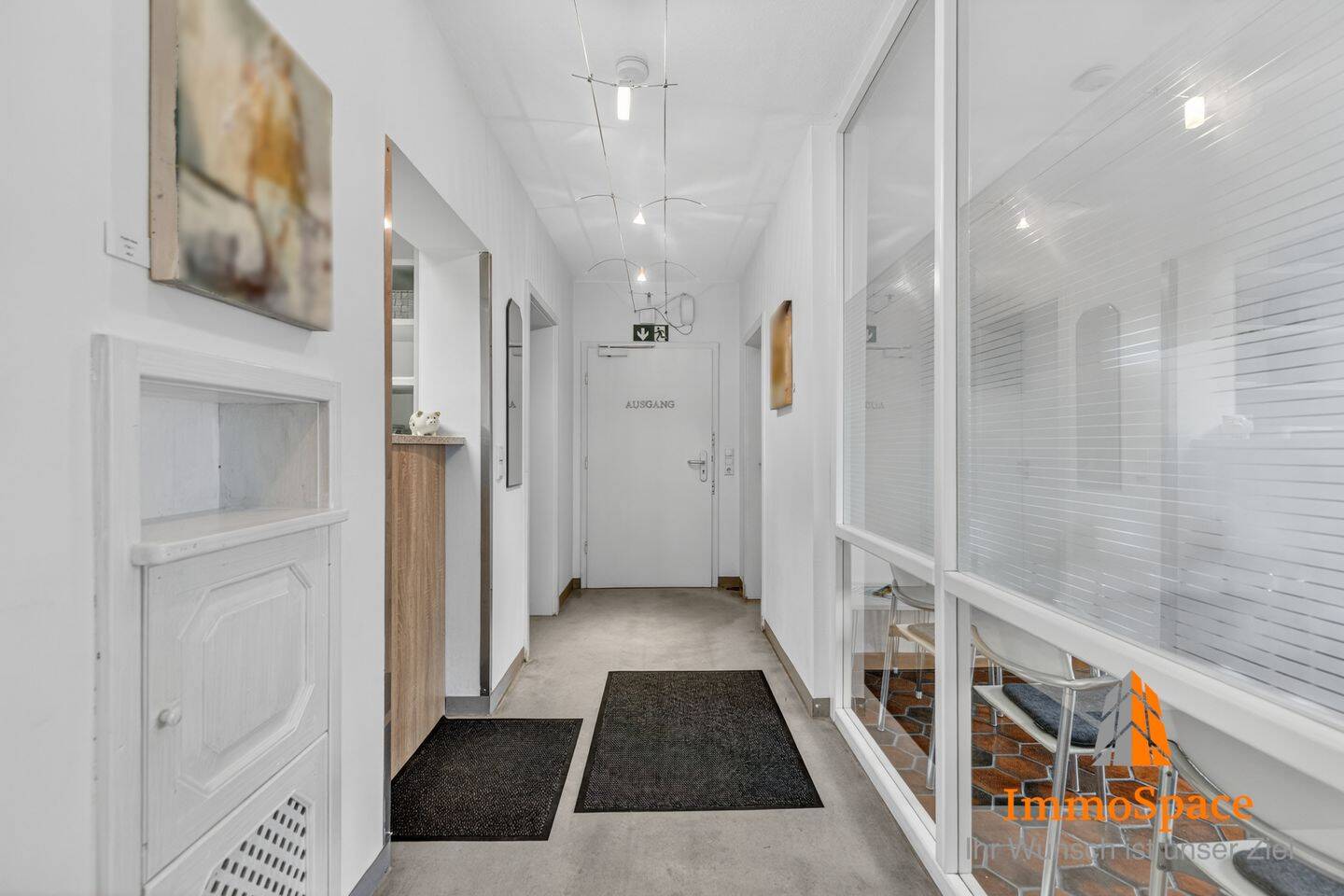 *** 3 Parteienhaus mit 2 Wohnungen, 1 Büro + Atelier mit Garten! ***, 86420 Diedorf