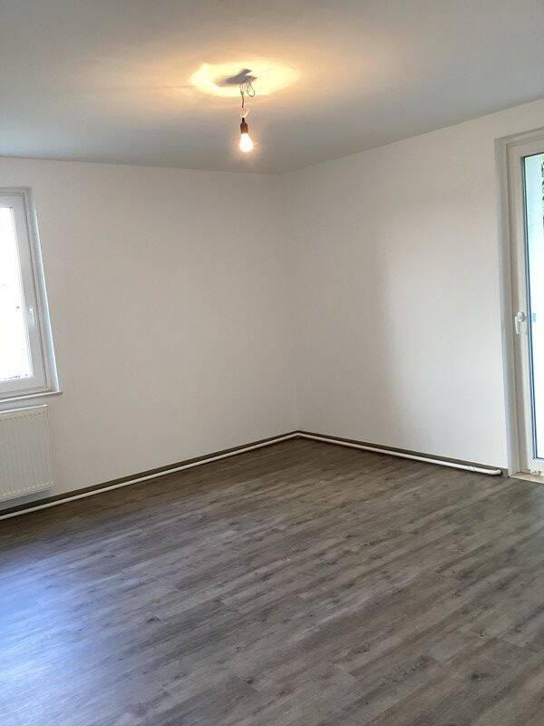 Neuer Mieter gesucht! 2,5-Zimmer-Wohnung mit Balkon, 23554 Lübeck (Innenstadt Sankt Lorenz Nord Sankt Lorenz Süd)