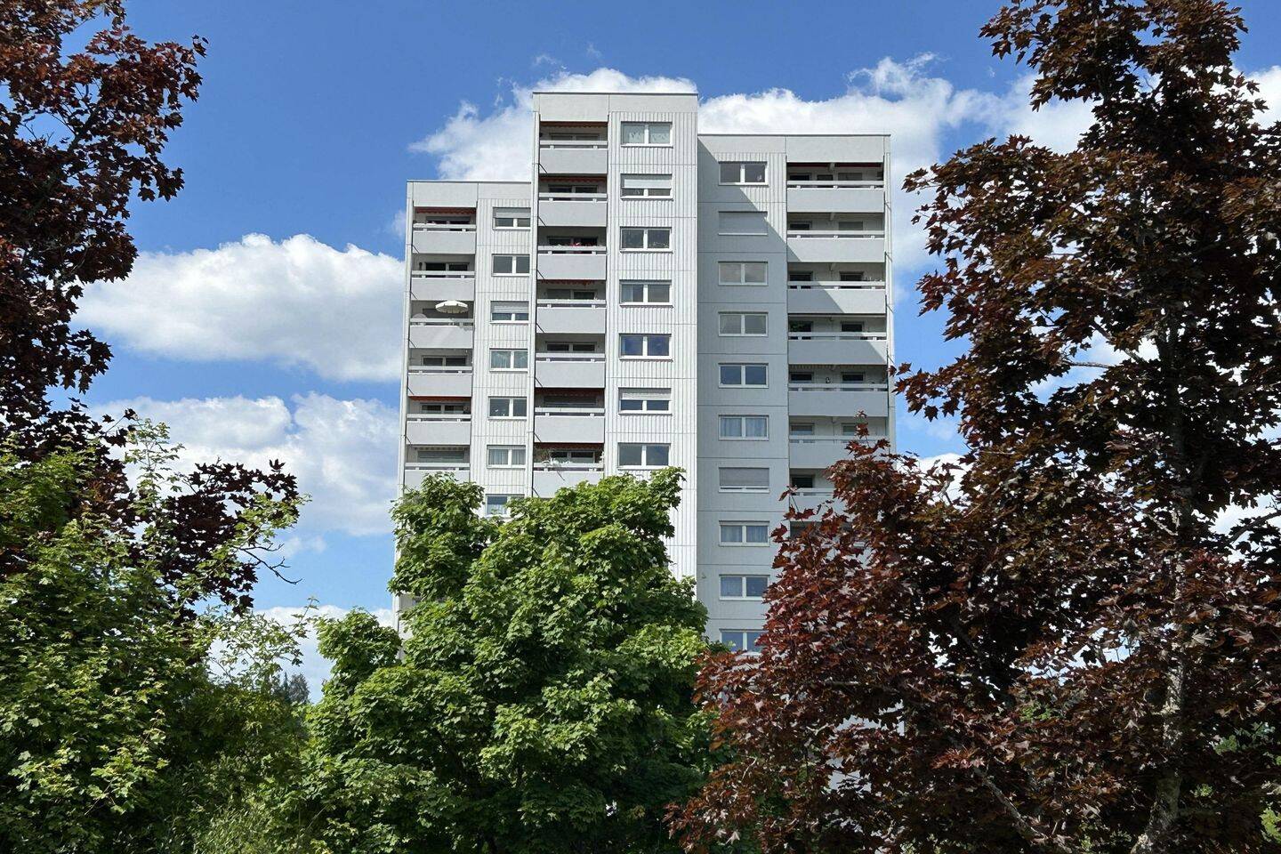 Wohnen mit Ausblick! – Helle 2 ½ bis 3-Zi.-Wohnung!, 70195 Stuttgart (Botnang)