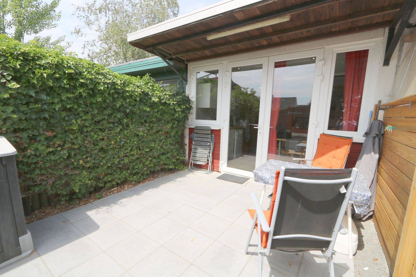 Modernisierter Reihenbungalow in ruhiger Endlage – nur 5 Gehminuten zum Ostseestrand, 23743 Grömitz
