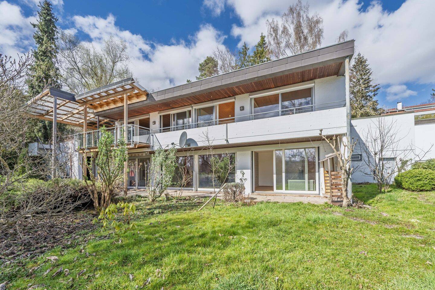 Naturnah wohnen am Waldrand von Tübingen-Kressbach. Großzügiges Wohnhaus mit flexibler Nutzung, 72072 Tübingen