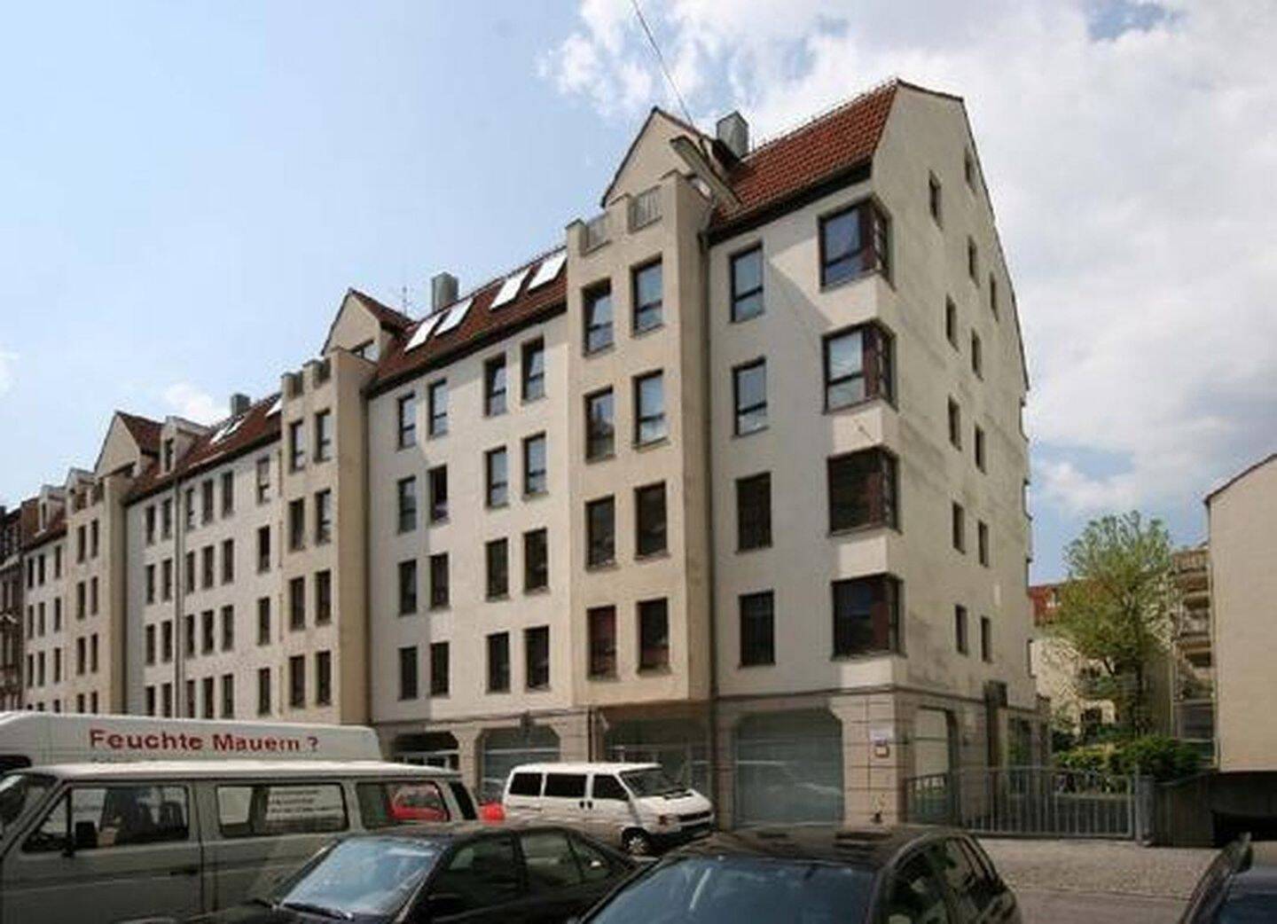 Voll möbliertes 1-Zimmer-Design-Apartment mit Balkon in Fürth, 90763 Fürth (Südstadt Weikershof)