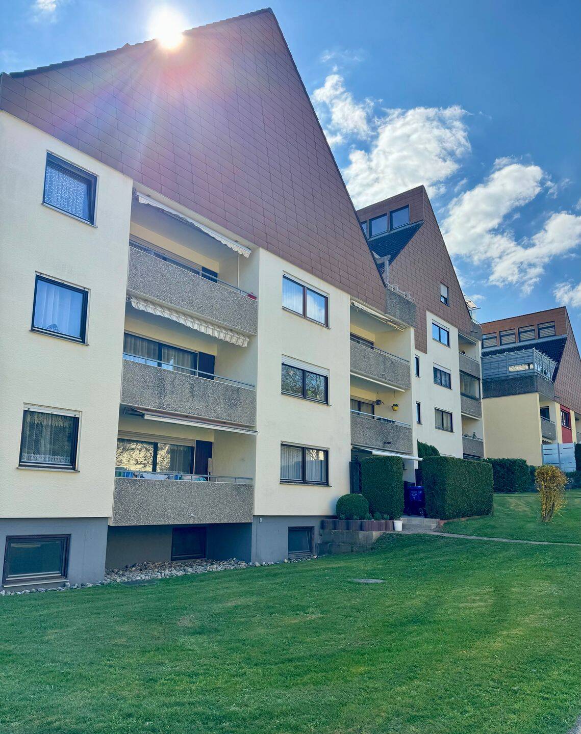 2,5 Zi.-Wohnung mit Balkon und TG-Stellplatz in der Nähe des Ellwanger Schulzentrums, 73479 Ellwangen (Jagst)