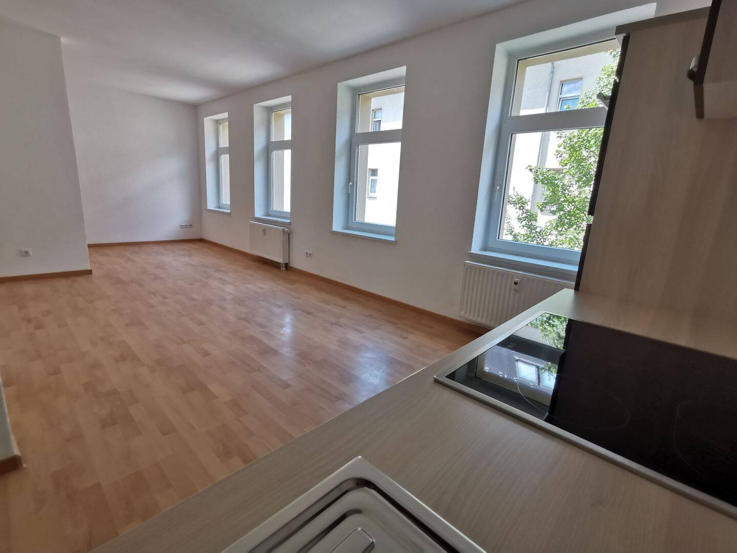 Helle 1,5-Zimmer-Wohnung im angesagten Leipzig-Sellershausen zu vermieten!, 4315 Leipzig (Neustadt-Neuschönefeld Sellerhausen-Stünz Volkmarsdorf)