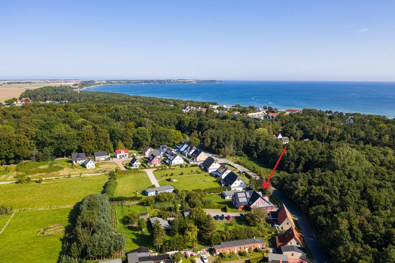Großzügiges Apartmenthaus zur Feriengästevermietung mit guter Rendite unweit zum Ostseestrand…, 18556 Breege
