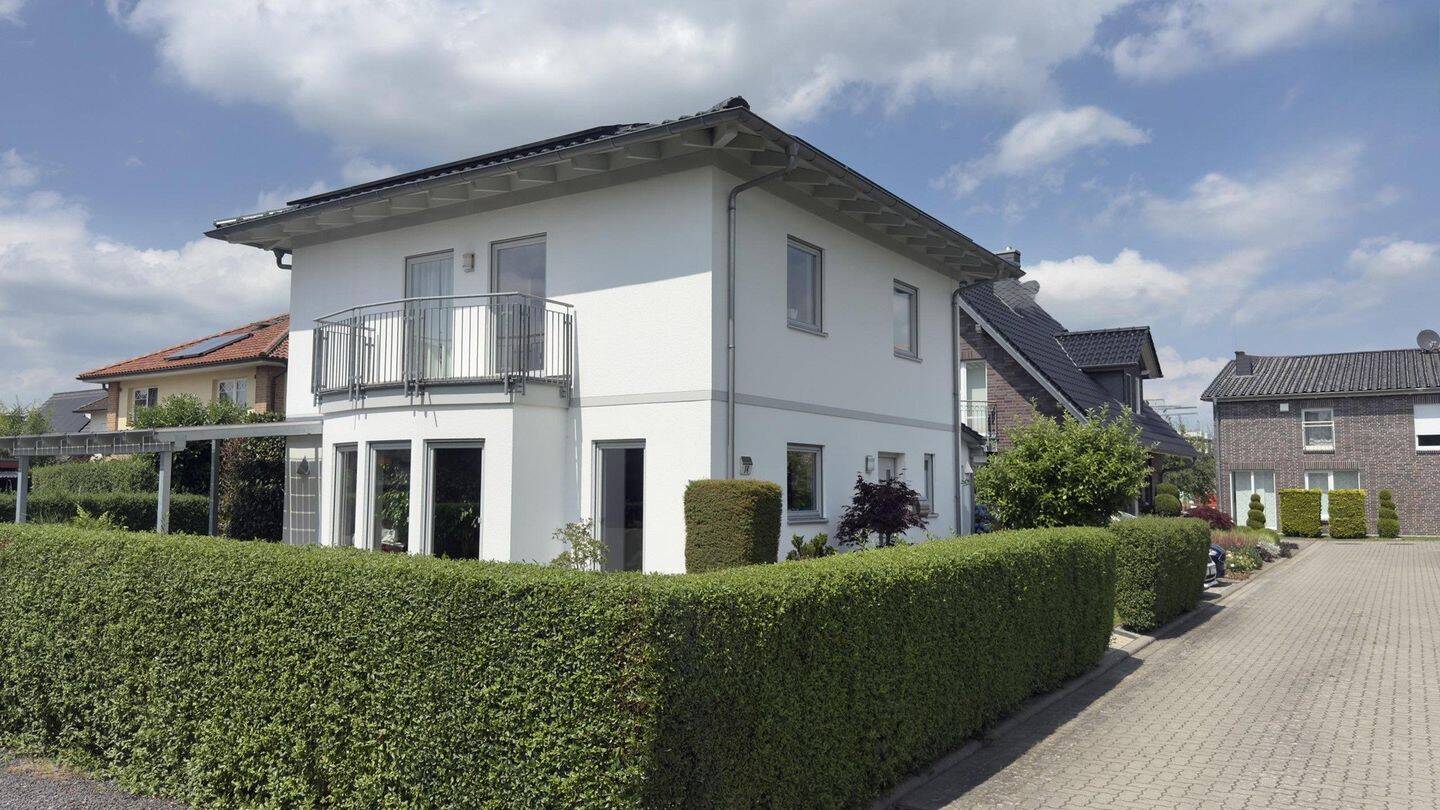 Moderne Stadtvilla mit hoher Energieeffizienz (A+) in begehrter Wohnlage von Buxtehude-Westmoor, 21614 Buxtehude