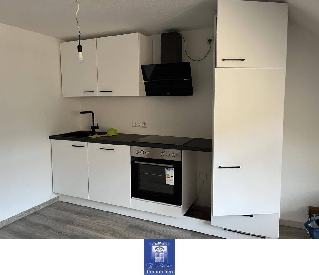 Individuelle Wohnung mit EBK im Dachgeschoss!, 9599 Freiberg