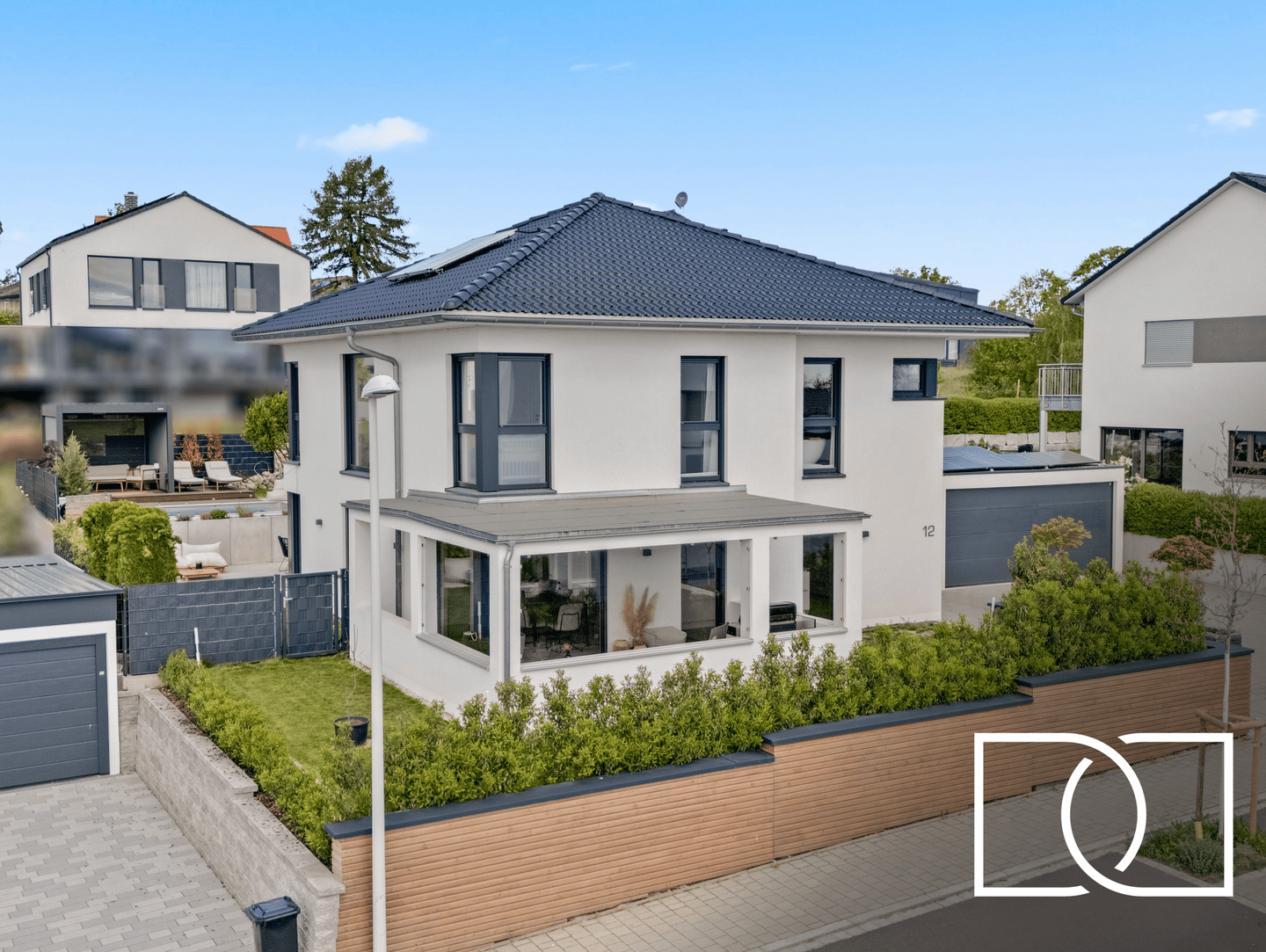 Hochwertiges Einfamilienhaus mit Pool! Energieeffizientes Anwesen in zentraler und ruhiger Lage, 95615 Marktredwitz