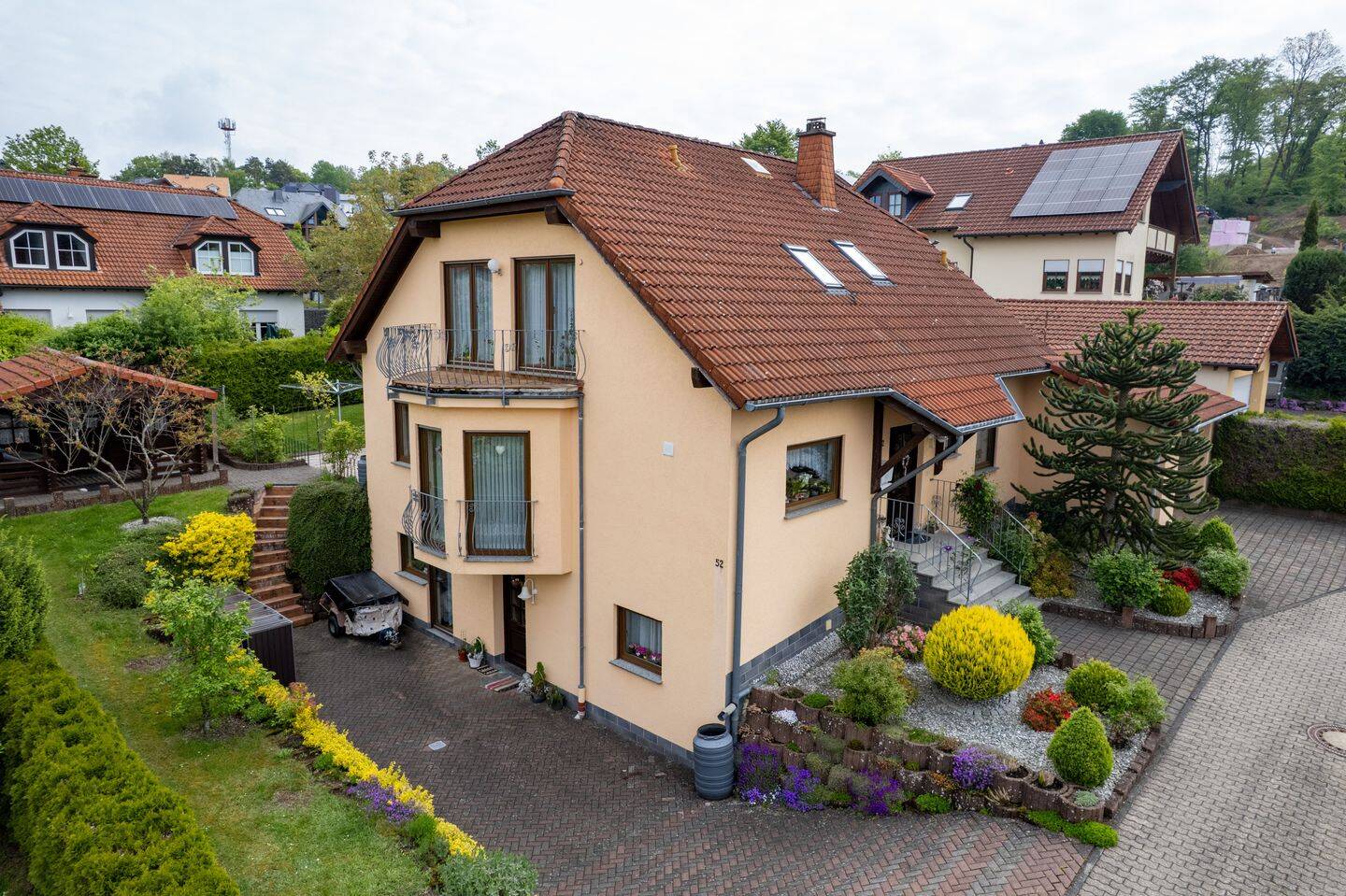 *** Freistehendes Einfamilienhaus mit Einliegerwohnung in idyllischer Lage in Ulmen ***, 56766 Ulmen