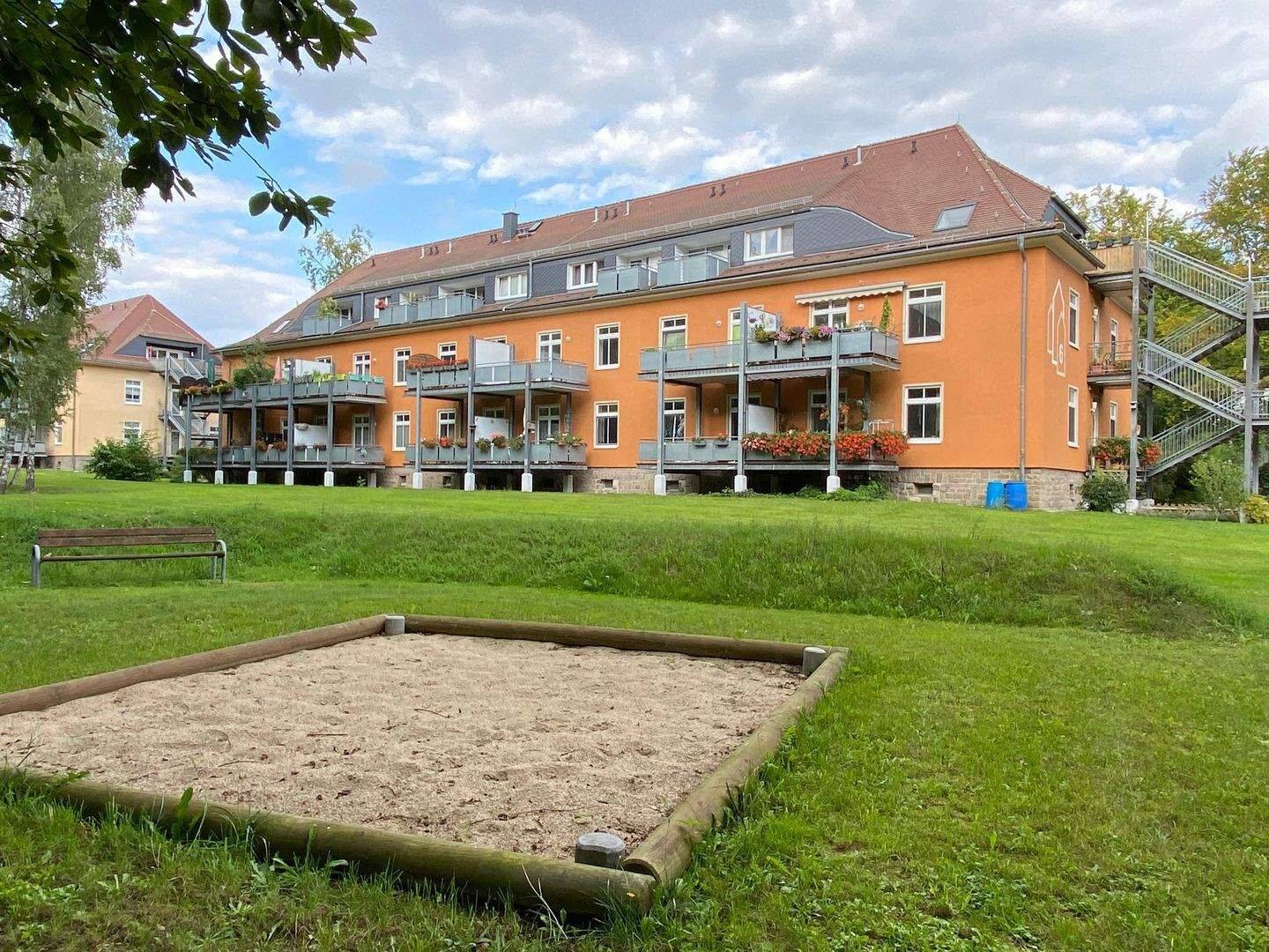 Oschatz-Fliegerhorst: 2-RW im DG …, 4758 Oschatz