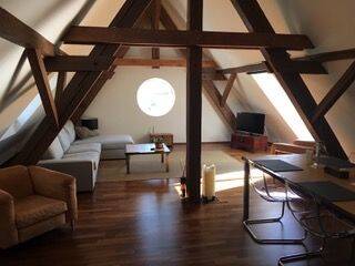 Traumhafte Dachgeschoß-Loft-Wohnung mit gehobener Ausstattung & TG-Stellplatz, 93057 Regensburg (Brandlberg-Keilberg Konradsiedlung-Wutzlhofen Reinhausen Sallern-Gallingkofen)