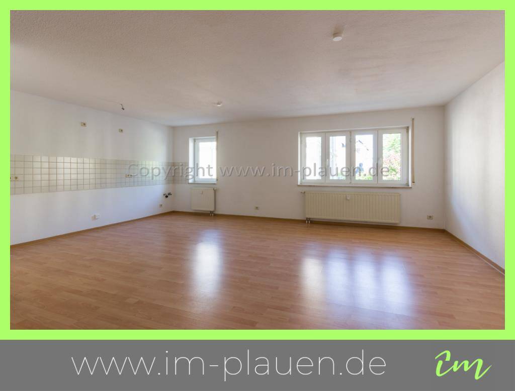 Erdgeschoss – Aufzug – offene Küche | 2-Zimmer-Wohnung Plauen Zentrum, 8523 Plauen
